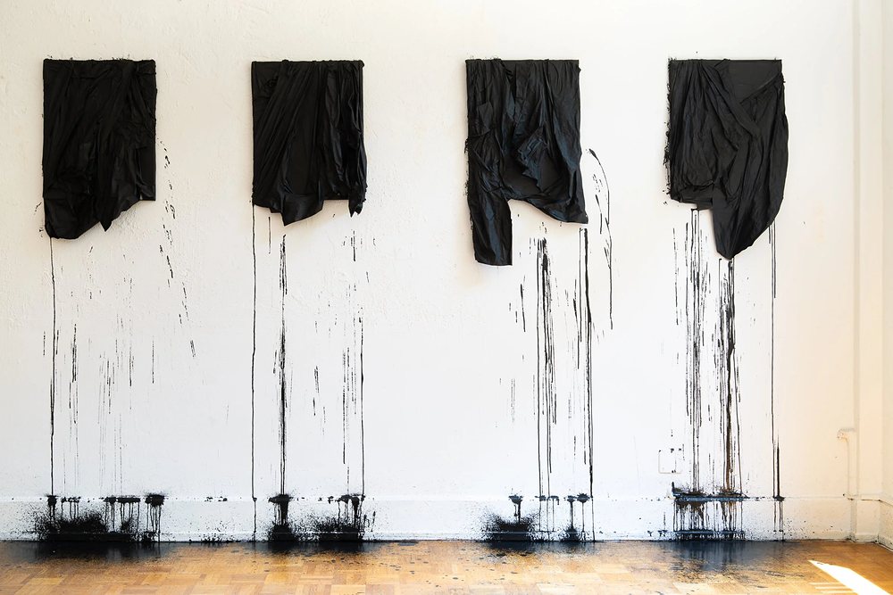 Latifa Echakhch, vue de l’exposition JUNO, 2025, Archives Sensibles, Lausanne, courtesy de l’artiste et Dvir Gallery (Tel-Aviv / Paris / Bruxelles). Photo: Tamarine Schreiber / Archives Sensibles.