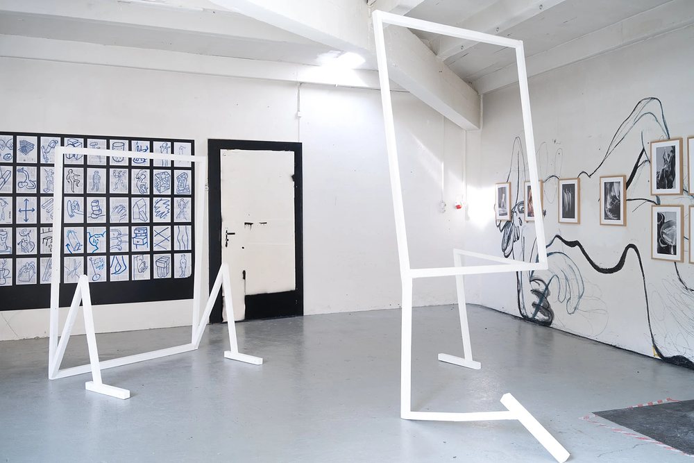 Peter Puklus, Ausstellungsansicht JUNO, 2025, Archives Sensibles, Lausanne, courtesy des Künstlers. Foto: Tamarine Schreiber / Archives Sensibles.